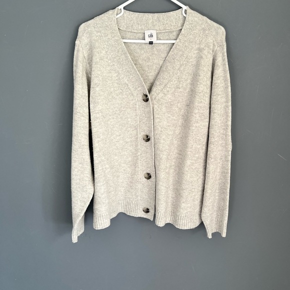 CAbi Sweaters - CABI Snug Cardigan Button Front V Neck Gray Women’s Size S #4104 Sweater